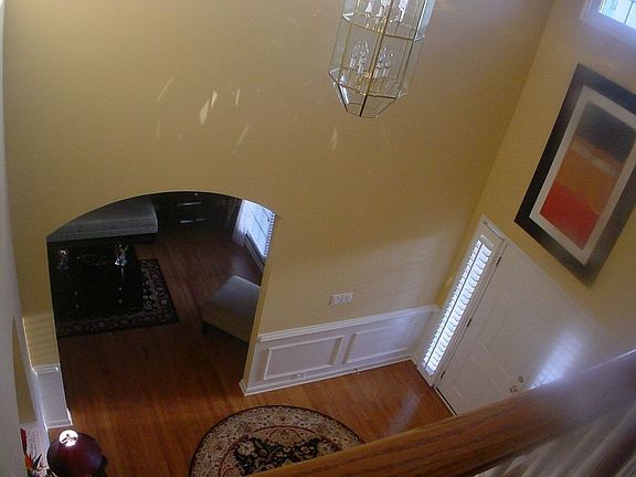 TwoStoryFoyer