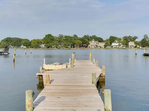 622 River St, Hampton, VA 23669