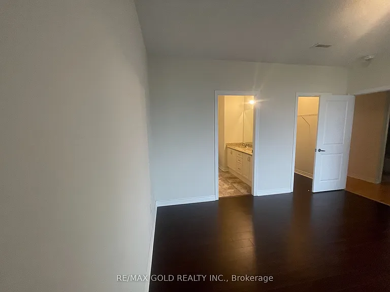 7325 Markham Rd #820 — Photo 16