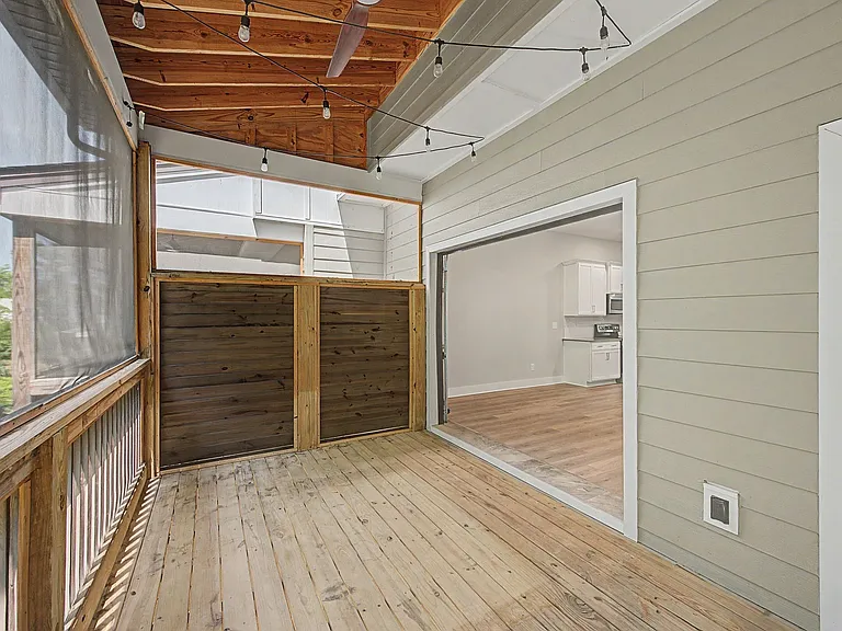 221 Stonecrest Cir — Photo 21