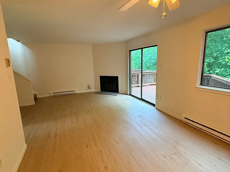 256 Bristol Way #PVT — Photo 7
