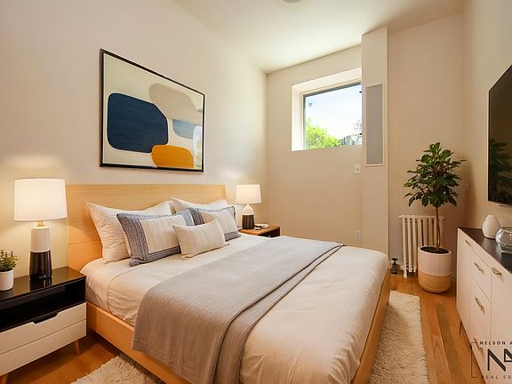 2nd image of 633 10th St APT 5