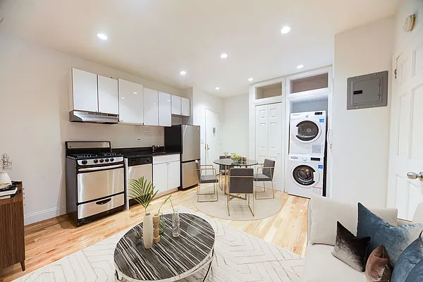 Rented by Platinum Properties | media 1