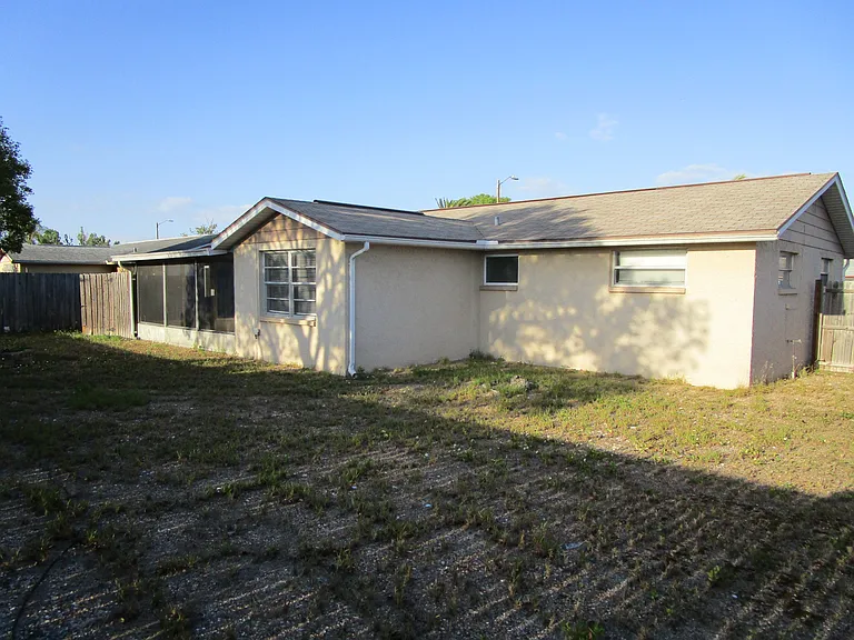 11611 Constance Dr — Photo 26