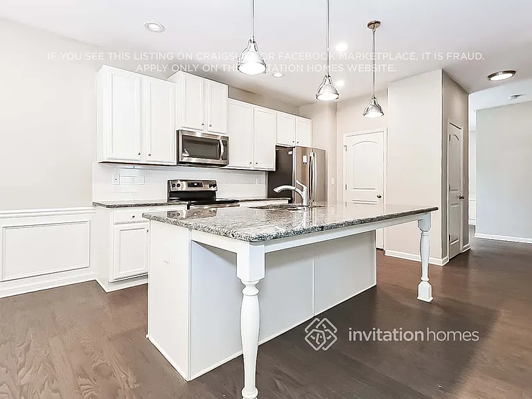 2175 Black Pebble Cir — Photo 8