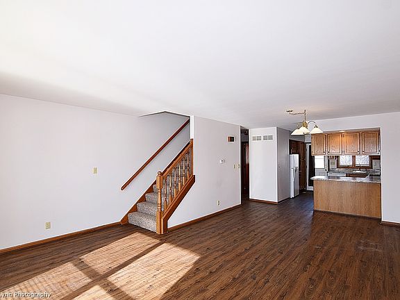 4th image of 123 Wycliffe Dr