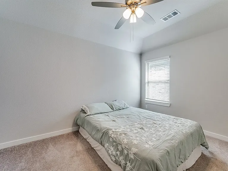 4713 Honeysuckle Ct — Photo 27