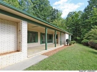 20 Hodges Dr, Waynesville, NC 28786