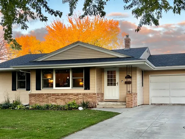 526 Kneale Ave S, Thief River Falls, MN 56701