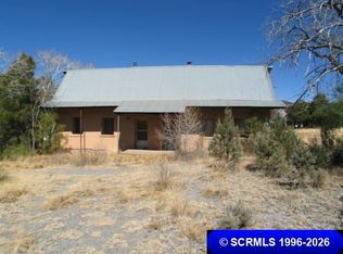 4 Bear Creek Rd, Pinos Altos, NM 88053