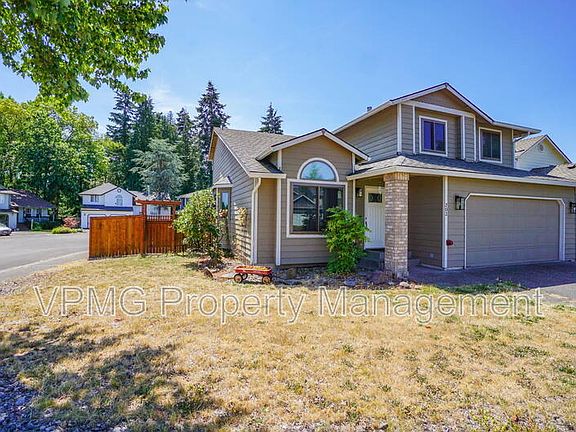 3rd image of 203 NW 146th St