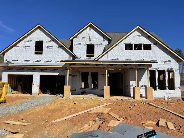 413 Trinity Creek Dr, Holly Springs, NC 27540