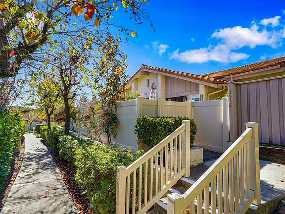 5th image of 2218 Olivewood Dr