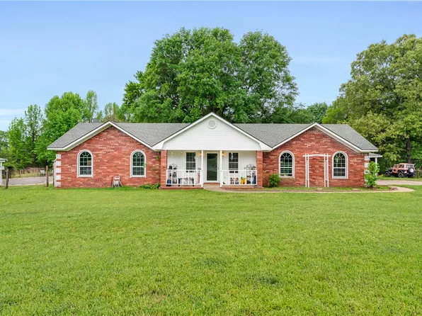 2511 New Town Rd, Alma, AR 72921