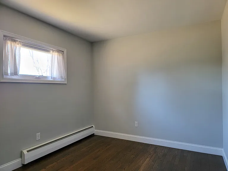 106 E End Ave — Photo 15