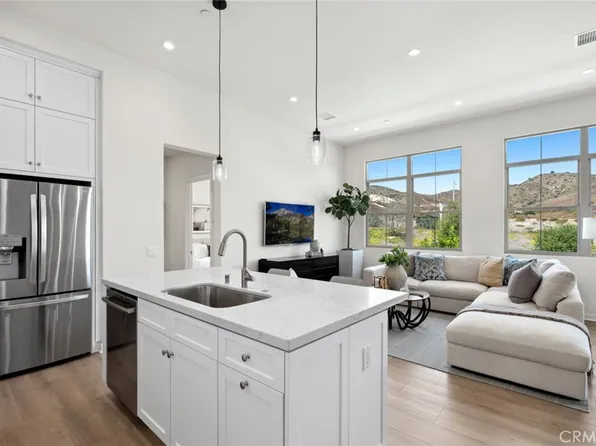 103 Sugarwood, Irvine, CA 92618