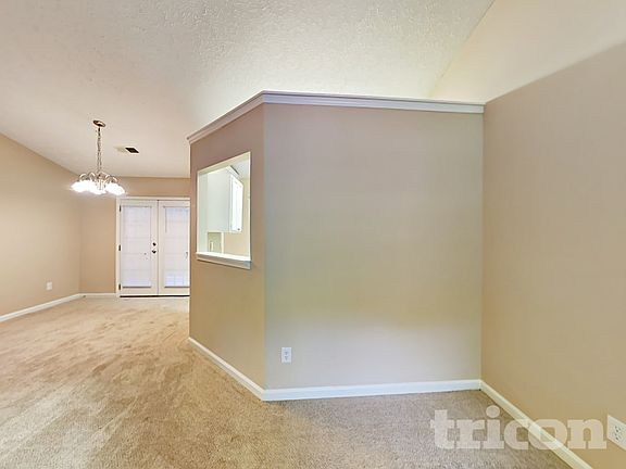 4th image of 2033 Pine Cone Dr SW