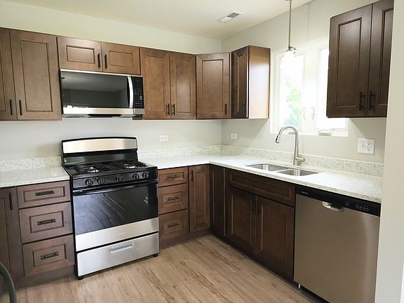 4th image of 5540 Hearthside Dr