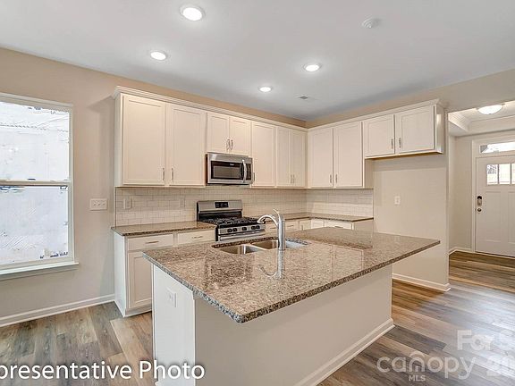 7th image of this home
