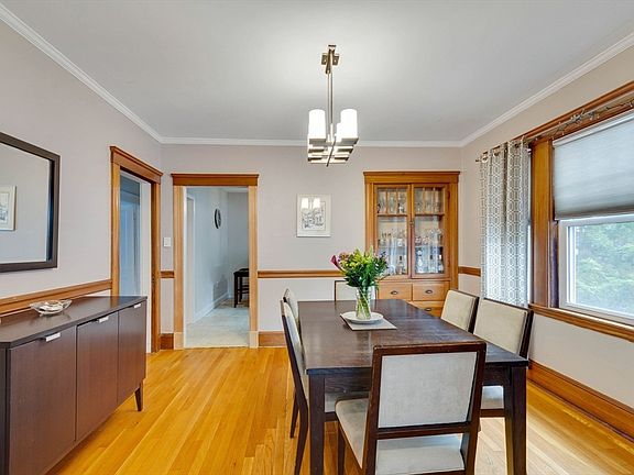 4th image of 95 Landseer St
