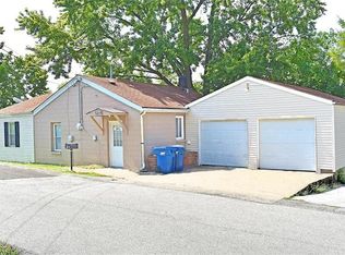 5219 Heege Rd, Saint Louis, MO 63123