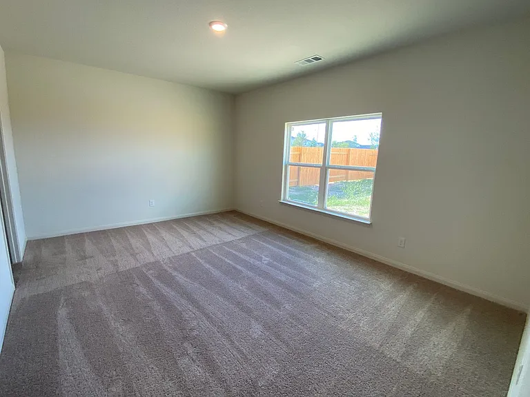 105 Brunswick Ln — Photo 11