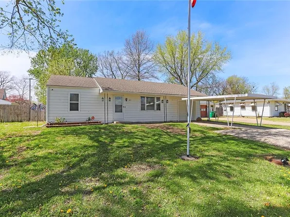 507 N Maple St, Urich, MO 64788