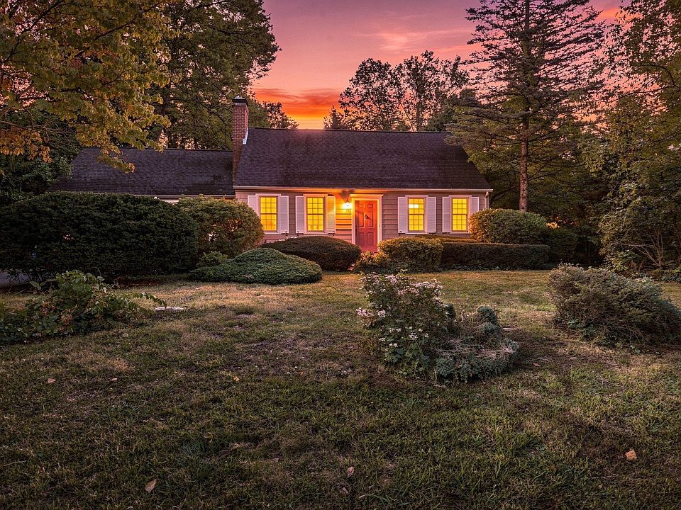 1st image of 148 Falmouth Rd