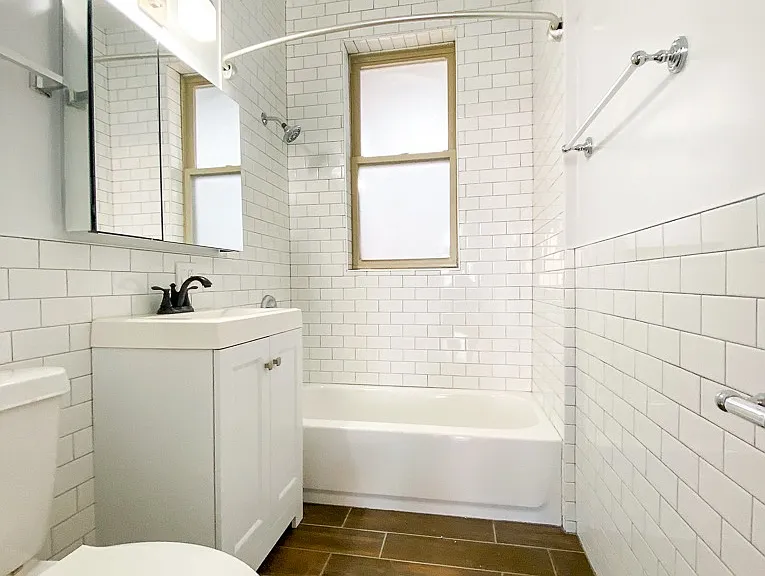 2148 N Central Park Ave — Photo 11