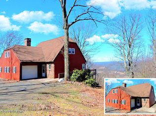 1415 Grand View Dr, Saylorsburg, PA 18353