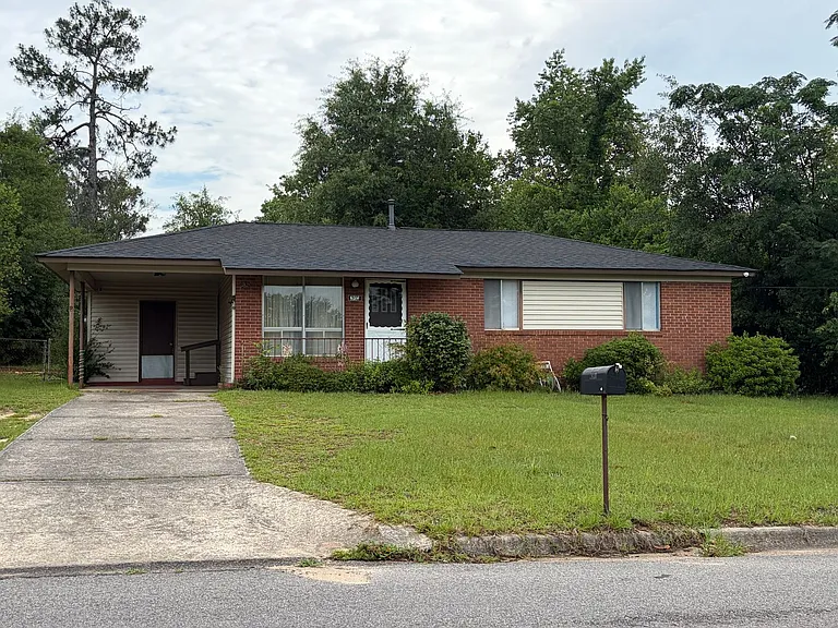2803 Glenn Hills Dr — Photo 2