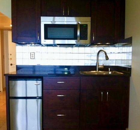 3rd image of 11111 Biscayne Blvd #1515