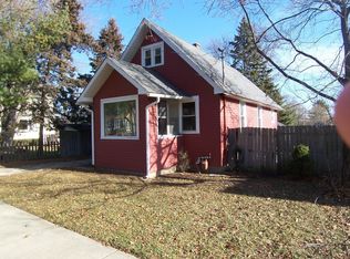 413 Wabash Ave, Elgin, IL 60123