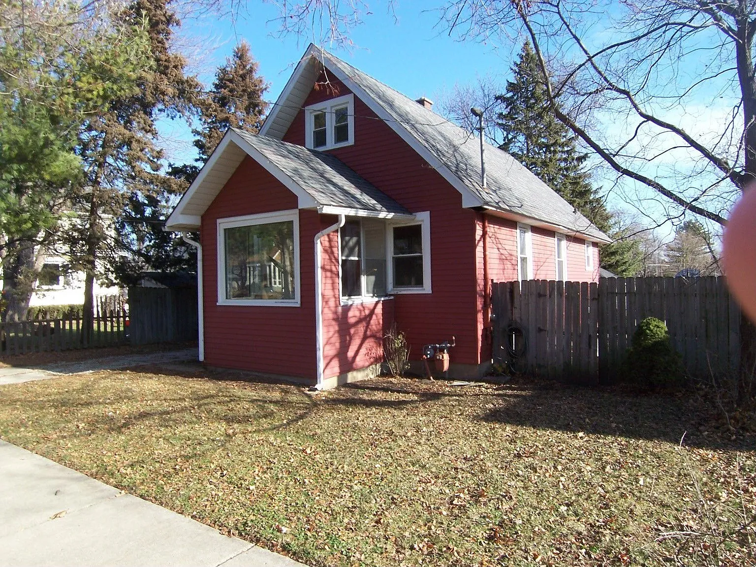 413 Wabash Ave photo 1