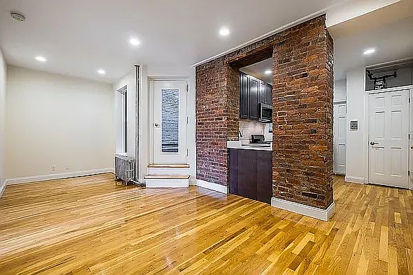 1st image of 339 E 12th St APT 9