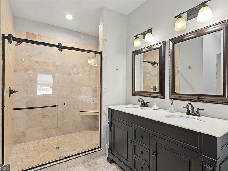 112 Wesley Ave NE #1 — Photo 10