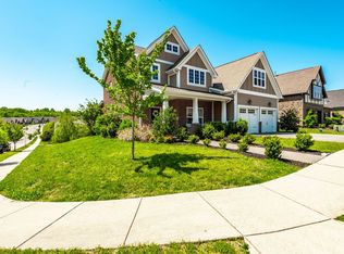 196 Dayflower Dr, Hendersonville, TN 37075