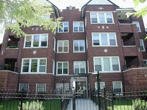 1st image of 4854 N Christiana Ave APT 2