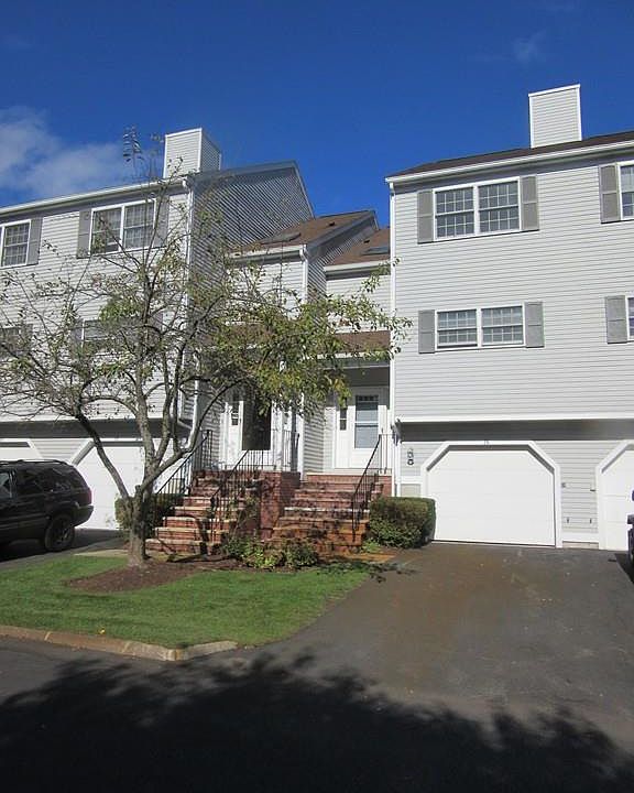1st image of 16 Lions Ln #1802