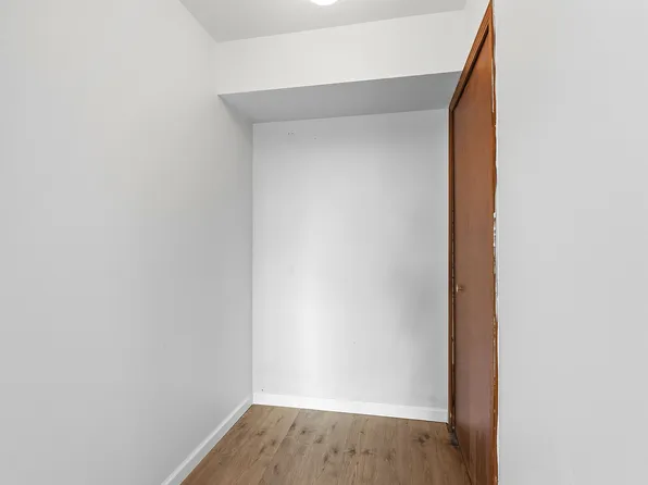 253 Pinewood Cir #68, Plymouth, MI 48170