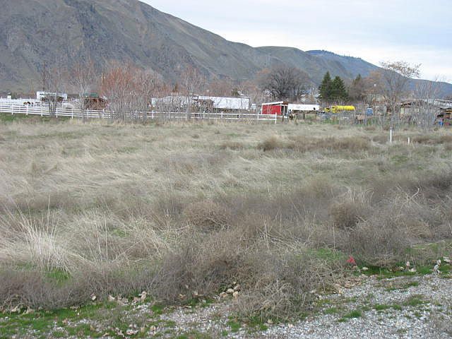 2nd image of 7 E Rocky Rd