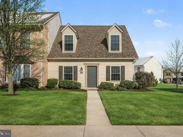 190 Melbourne Ln, Mechanicsburg, PA 17055