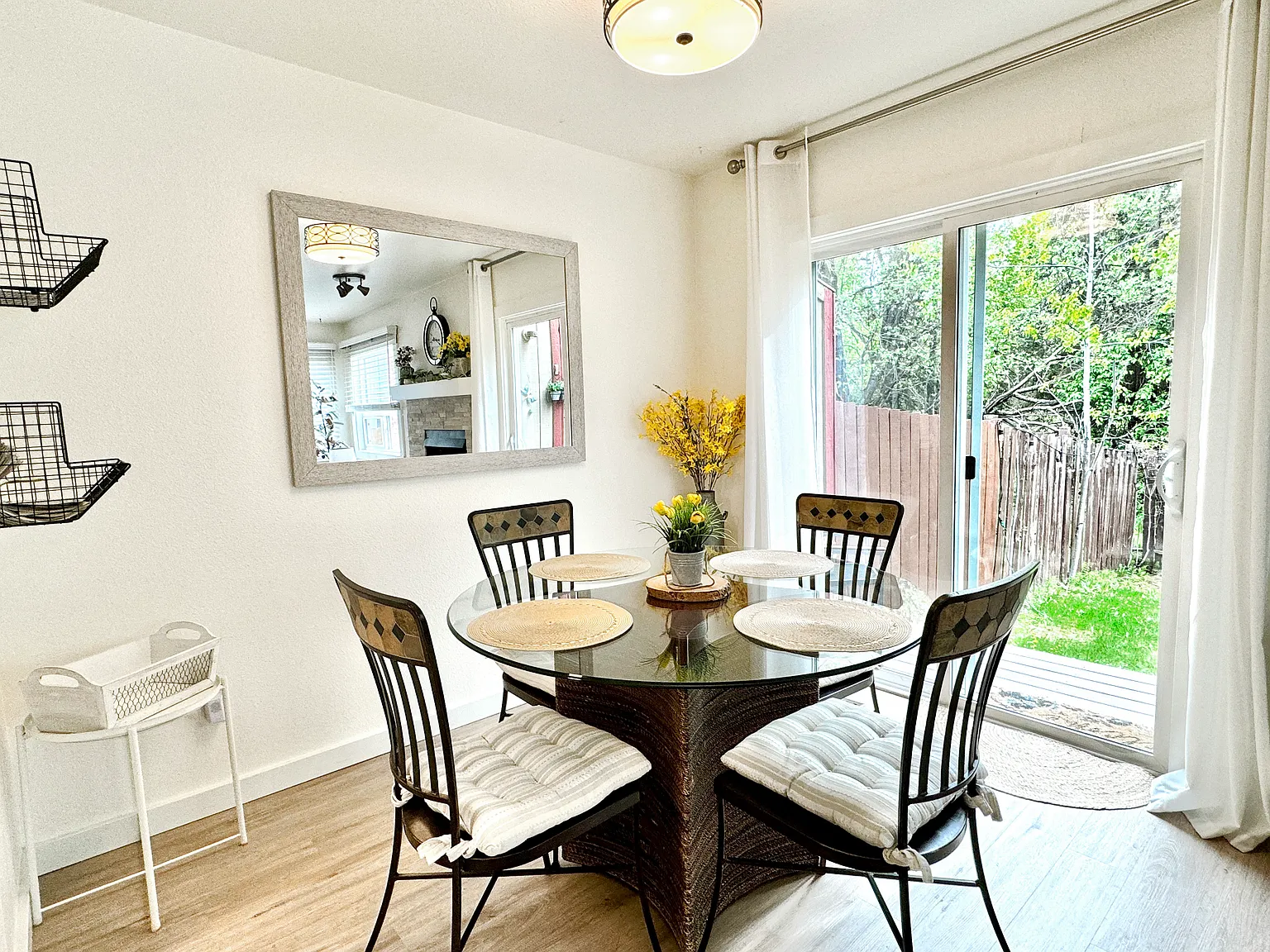2950 Sun Spot Cir — Photo 4