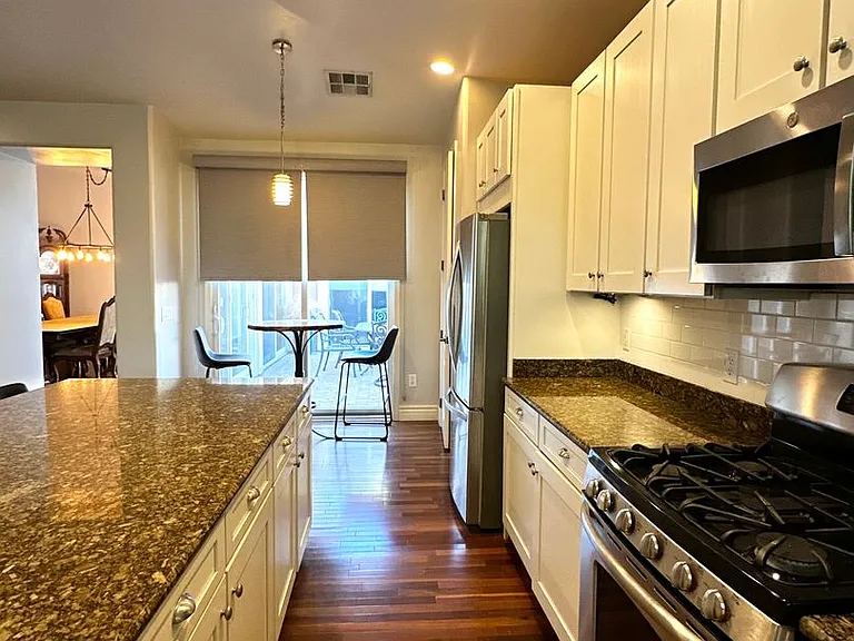 2303 E Dogwood Dr — Photo 12
