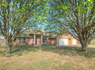18916 Kelli Ln, Shawnee, OK 74801