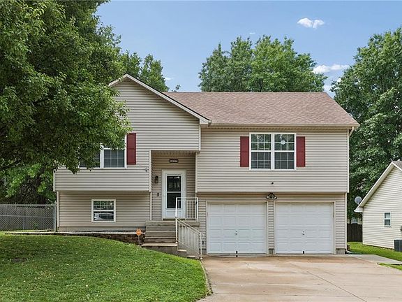 2nd image of 18317 E 24 Highway Cir