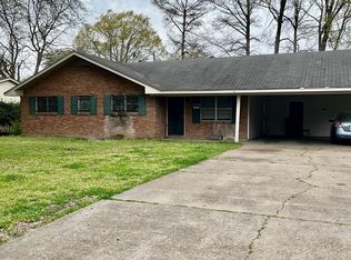 713 Adams Dr, Greenville, MS 38703