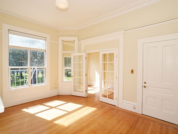 2nd image of 1560 Fell St APT 1