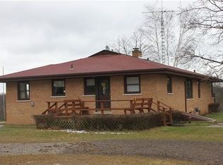 N6596 3rd Ave, Oxford, WI 53952