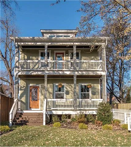 1015 Delmas Ave — Photo 2